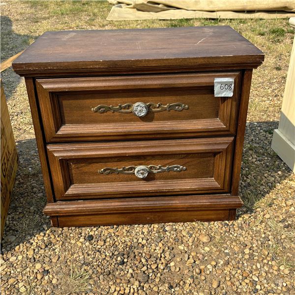 Vintage Dark Finish End Table / Night Stand