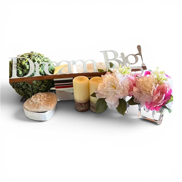 Lot of Household Decorative Items