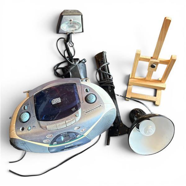 Sanyo Compact Disc Player c/w Wood Photo Stand, and 2 office Lamps