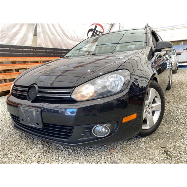 PARKSVILLE - 2013 VOLKSWAGEN JETTA SPORTWAGEN BLACK 275678 KMS - 642946-3
