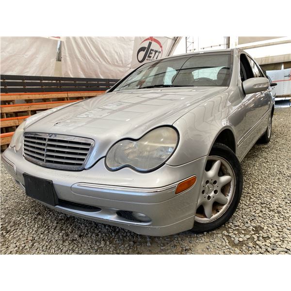 PARKSVILLE - "NO RESERVE" 2002 MERCEDES-BENZ C-CLASS GREY 186954 KMS - 181320-2
