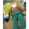 Image 1 : BOX C/W STUFFED TOYS