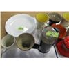 Image 1 : BOX C/W MUGS & PLATES