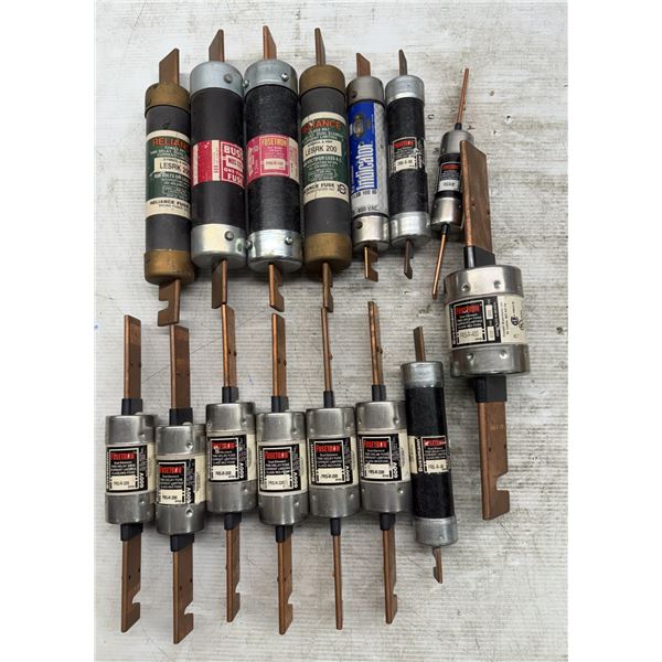 Lot of Misc. Fuses Various Sizes
