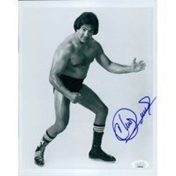 WWE WWF Wrestler Chavo Guerrero Sr. Signed Photo