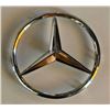 Image 1 : Plastic Mercedes-Benz emblem