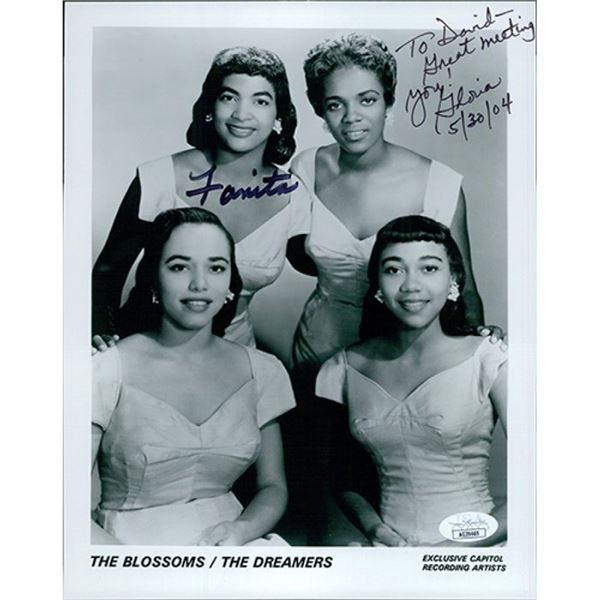 The Blossoms Dreamers Fanita James Gloria Jones Signed Photo JSA Authentic