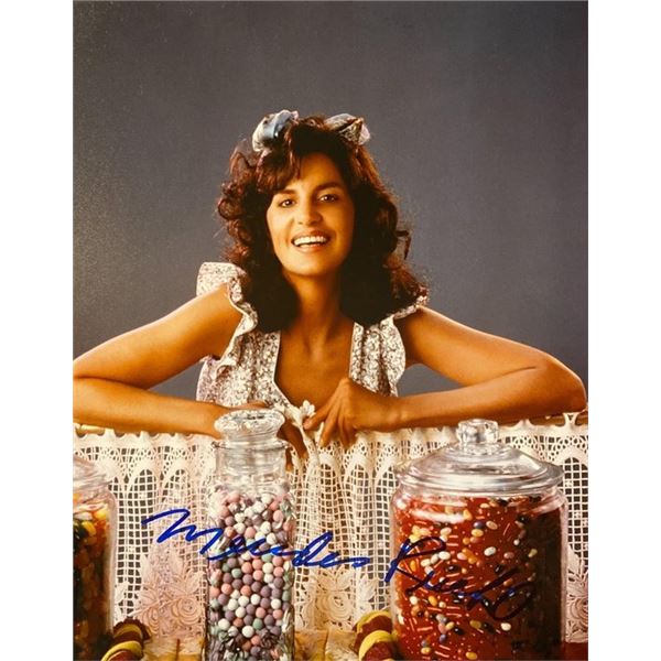 Married To The Mob Mercedes Ruehl signed photo