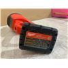 Image 4 : Milwaukee M12 Compact Vacuum - Model: 0850-20