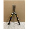 Image 1 : Fiskars Power Lever Extendable Hedge Trimming Shears