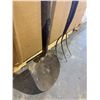 Image 2 : Lot Of 2 Tools - Shovel & Pitchfork - 42 & 48" Handles