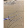 Image 5 : Lot Of 2 Tools - Shovel & Pitchfork - 42 & 48" Handles