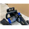 Image 6 : Kobalt Corded Electric Chainsaw - 12A - 16"