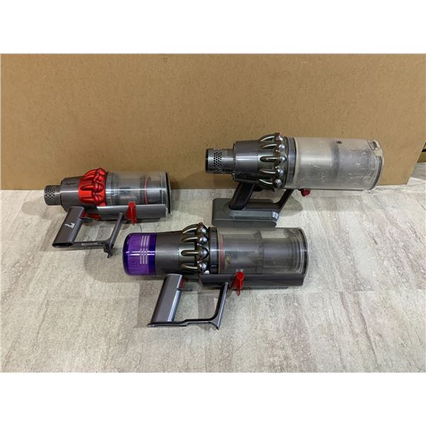 Lot Of 3 Cordless Dyson Vacuum Cleaners - Includes Attachments & 1 Charger