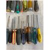 Image 3 : Assortment Of 23 Screwdrivers
