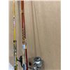 Image 11 : Lot Of 2 Multiple Piece Complete Old Fishing Rods