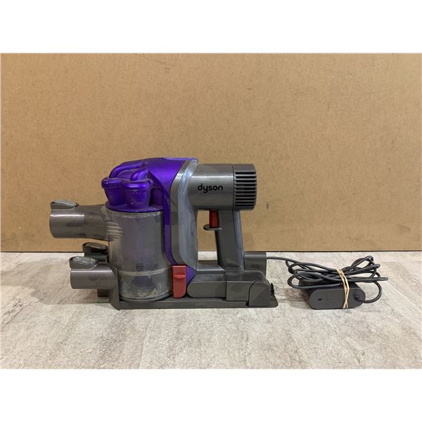 Dyson DC34 Animal - Includes Charger