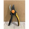 Image 1 : Fiskars Pruner