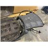 Image 4 : Weber Q Series Portable Gas Grill