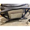 Image 8 : Weber Q Series Portable Gas Grill