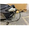 Image 9 : Weber Q Series Portable Gas Grill
