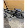 Image 3 : Black Haro BMX Bike
