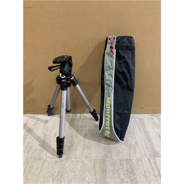 Manfrotto Tripod