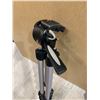 Image 7 : Manfrotto Tripod