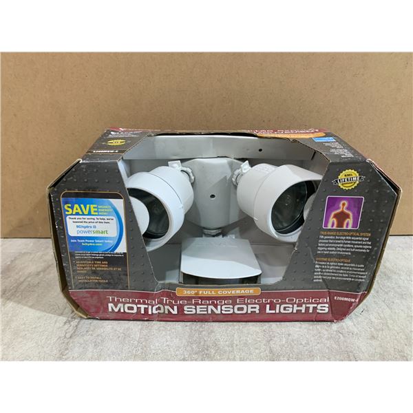 EML Technologies LLC Thermal True - Range Electro Optical Motion Sensor Light - 360 Degree Coverage