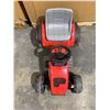 Image 9 : Peg Perego - Lil' Red Tractor
