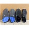 Image 1 : Lot Of 2 Different Patterned Unisex Home Slippers - Size 40/41