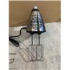 Image 3 : Hamilton Beach Variable Setting Mixer - Corded with Attachments