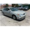 Image 2 : TOYT CAMRY 2002 SALV T/DONATION