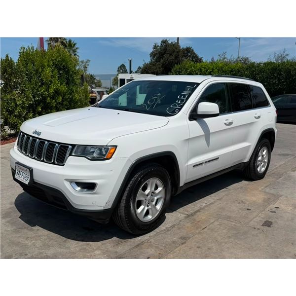 JEEP GRD CHEROKEE 2017 O/S TITLE 2 DAYS