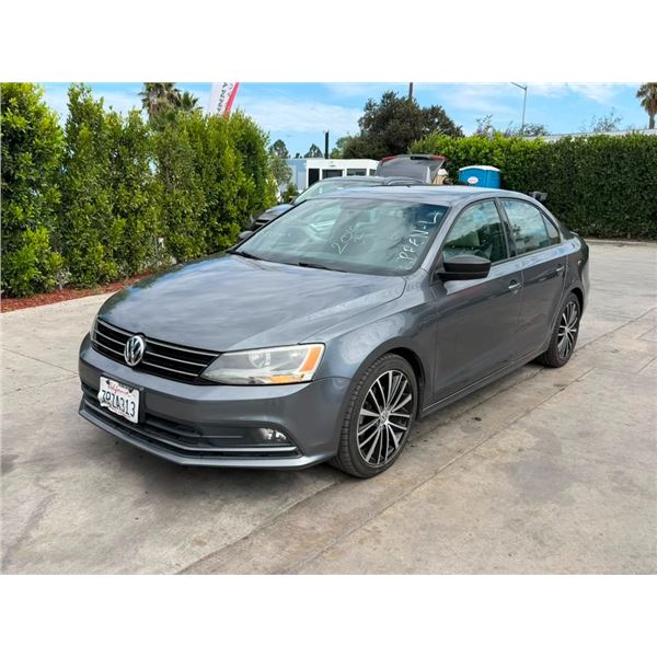 VOLK JETTA 2016 O/S TITLE 2 DAYS