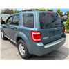 Image 4 : FORD  ESCAPE 2011 O/S TITLE 2 DAYS