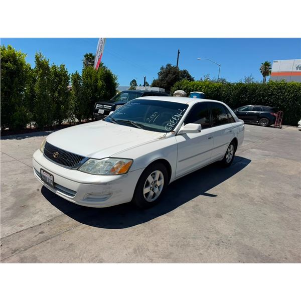 TOYT AVALON 2001 SALV T/DONATION