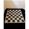 Image 9 : Onyx Marble Chess Set With Carved Board and Pieces