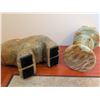 Image 6 : Onyx Carved Elephant and Onyx Desk Clock