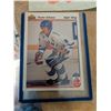 Image 5 : Sports and Entertainment Trading Card Lot
