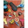 Image 5 : Lot: Keychains, Pins, Charmander Keychain, Canada Pins