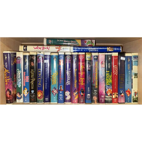 22 Disney and Family VHS Tapes Including Aladdin, Lion King, Fantasia