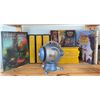 Image 1 : Collection: 3-D Space Projector, Magazines, Sci-Fi Books