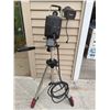 Image 5 : RCA CC016 VHS Camcorder with Tripod