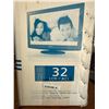 Image 7 : Panasonic VIERA TC-L32C22 32" 720p LCD HDTV