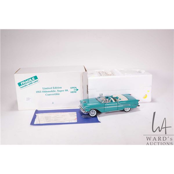 Danbury Mint 1:24th scale Limited edition 1955 Oldsmobile Super 88 Convertible
