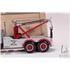 Image 3 : 1st Gear 1:34 scale die cast 1960 B-61 Mack Tow Truck