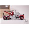 Image 5 : 1st Gear 1:34 scale die cast 1960 B-61 Mack Tow Truck