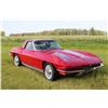 Image 2 : 1963 Corvette Stingray Speedster with removable hard top, 327 V8, 3 Speed automatic, AM/FM, Dash is 