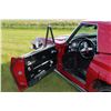 Image 7 : 1963 Corvette Stingray Speedster with removable hard top, 327 V8, 3 Speed automatic, AM/FM, Dash is 